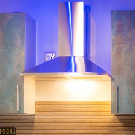 Luxury - Free Parking - Great Location * リーズ