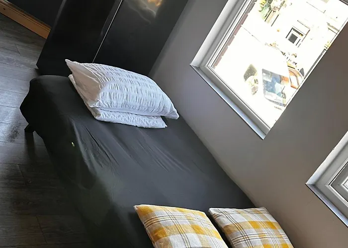 Luxury - Free Parking - Great Location Апартаменти Лідс